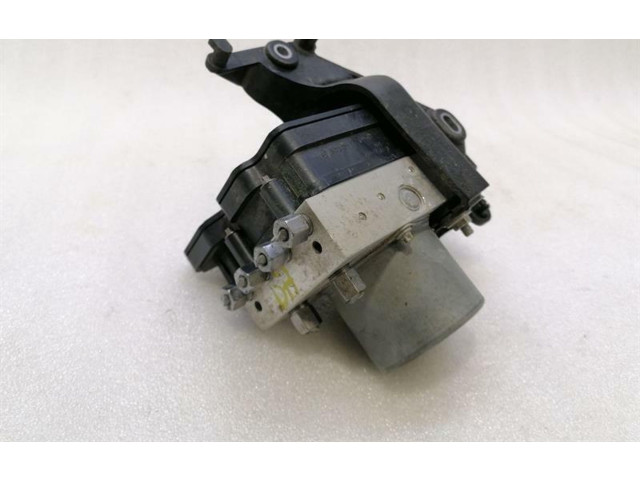 Jednotka ABS 104474500B   Tesla Model 3 2019