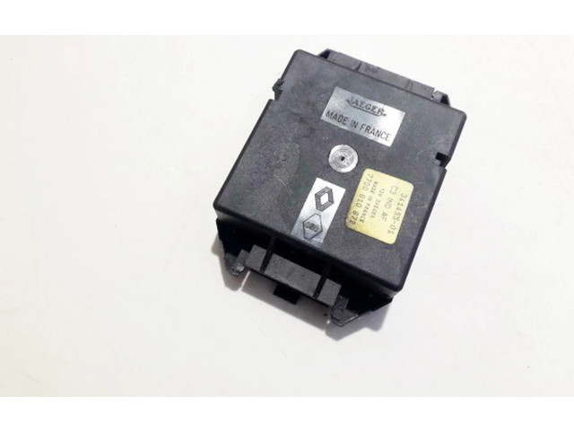 Блок управления 7700810872, 341455-01   Renault Safrane