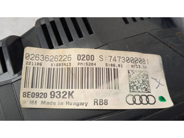 Панель приборов 8E0920932K   Audi A4 Allroad       