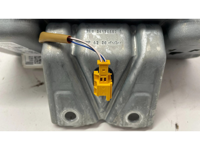 Подушка безопасности пассажира 00520950630   Jeep Renegade