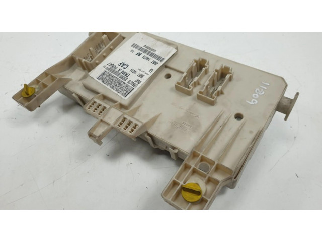 Блок предохранителей 4M5T14A073BF, 3M5T14014CAF   Ford Focus C-MAX    