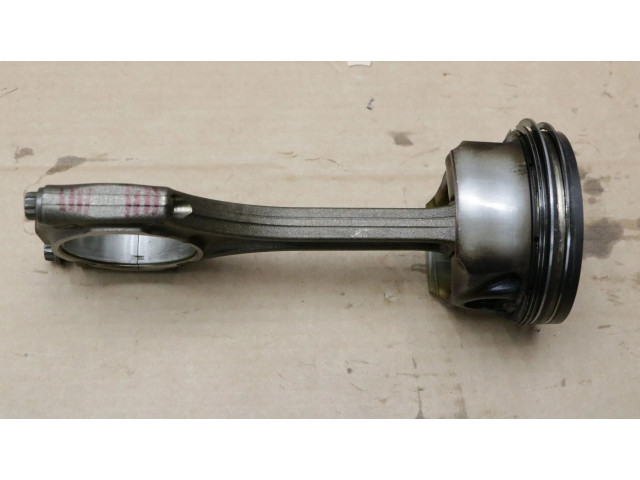 Píst R079M, R079M   Audi RS6    CWUB 