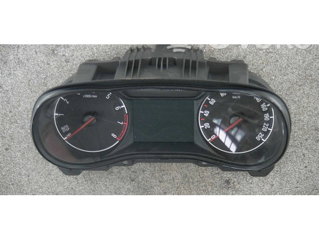 Přístrojová deska  Opel Zafira C 2017 39107171, 39129400  