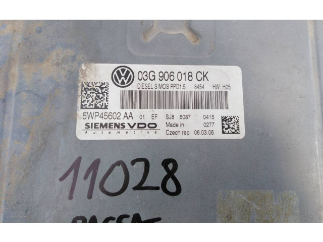 Řídící jednotka 03G906018CK, 5WP45602AA   Volkswagen Passat Alltrack 2006