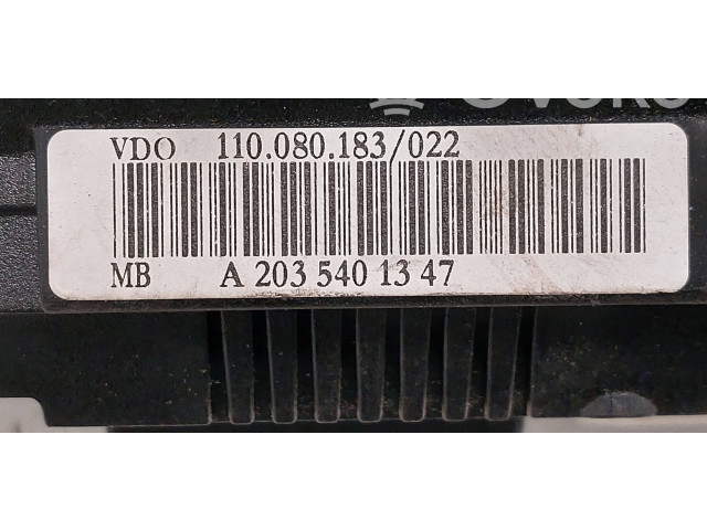 Přístrojová deska  Mercedes-Benz C W203 2003 A2035401347, 110080183  