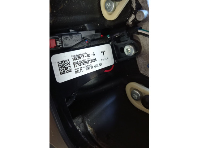 Руль Tesla Model X  2015 -  года 162261200G, 162261200G      