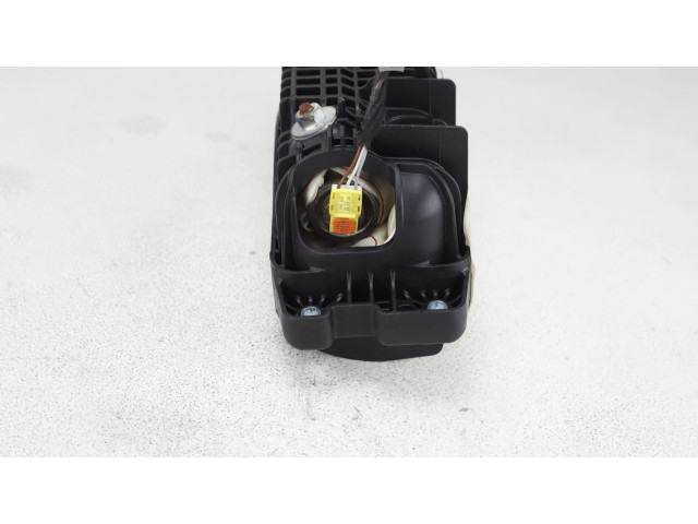 Руль Audi Q3 8U  2011 - 2016 года 8U0880204D, 671TPA009RFLDT      