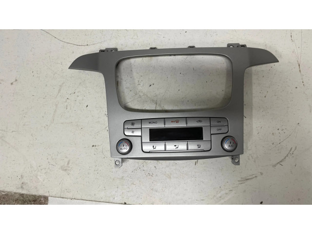 Блок управления климат-контролем 7S7T18C612AK   Ford S-MAX