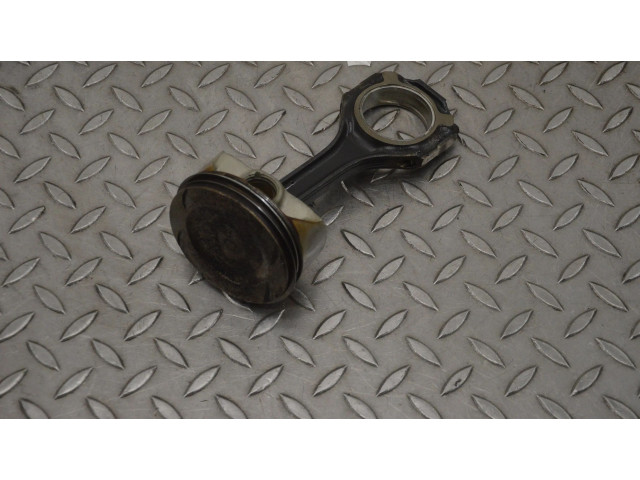 Píst 2328   Mercedes-Benz S C217    M 157.985 