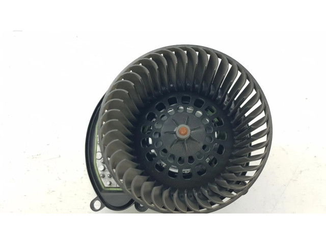 Вентилятор печки    272103243R   Renault Megane IV