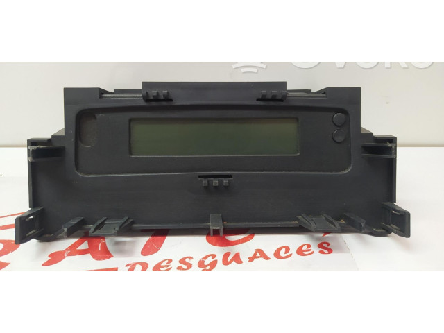 Дисплей    8200290542C   Renault Megane II