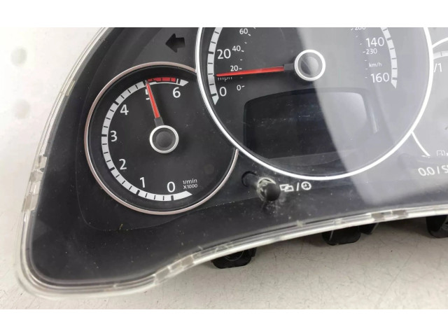 Přístrojová deska  Volkswagen Beetle A5 2013 5C5920970N  
