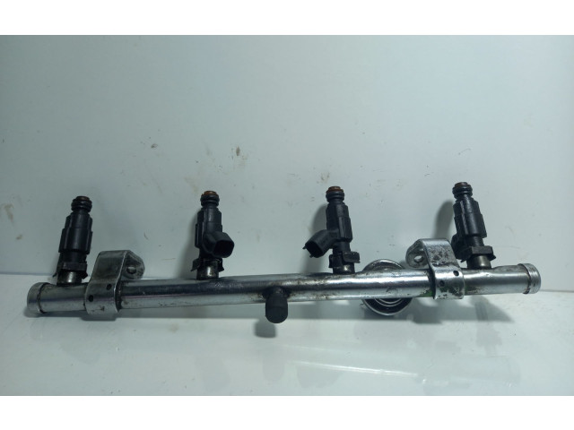 Топливная рампа 04669772, 179524   Chrysler Neon I  