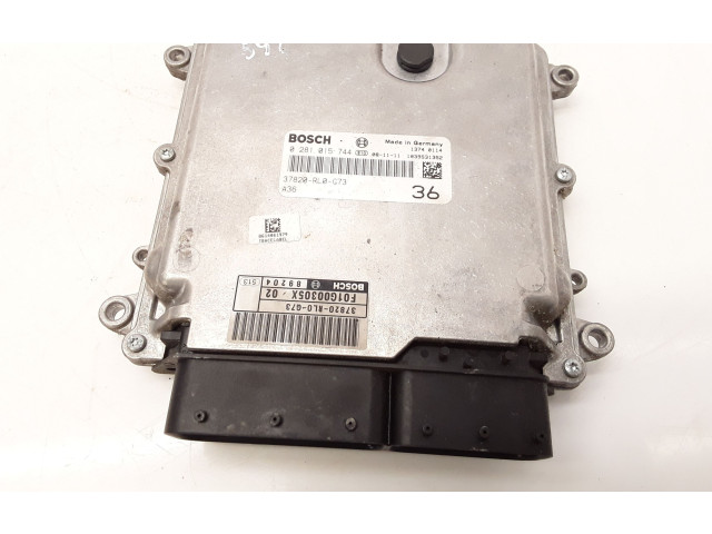 Блок управления двигателя 0281015744, 37820RL0G73   Honda Accord