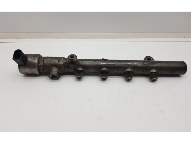 Vstřikovací lišta R9144Z240A, 0906110188103   Mercedes-Benz C W204     