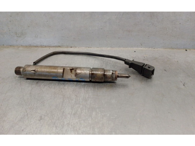Vstřikovač 8200047506, 0432193563BOSCH   Renault Megane I    F9QQ744 