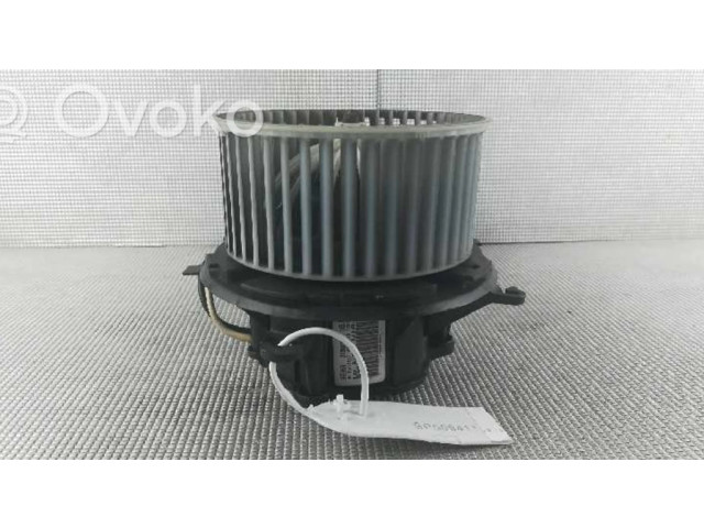 Вентилятор печки    25020140, 13276230   Opel Astra J