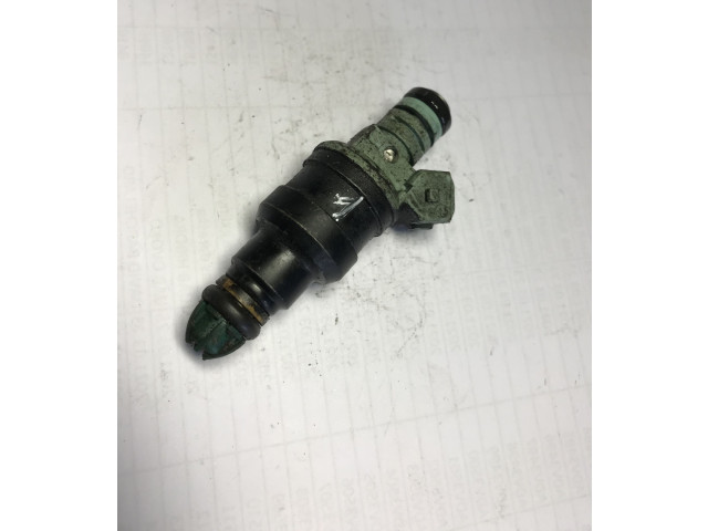 Vstřikovač 0280150415   BMW 3 E36  pro benzínový motor 1.8  