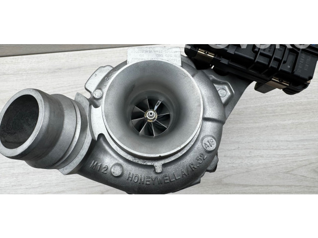 Vstřikovací lišta 8570082, VEAC02352   BMW 5 F10 F11    B47 