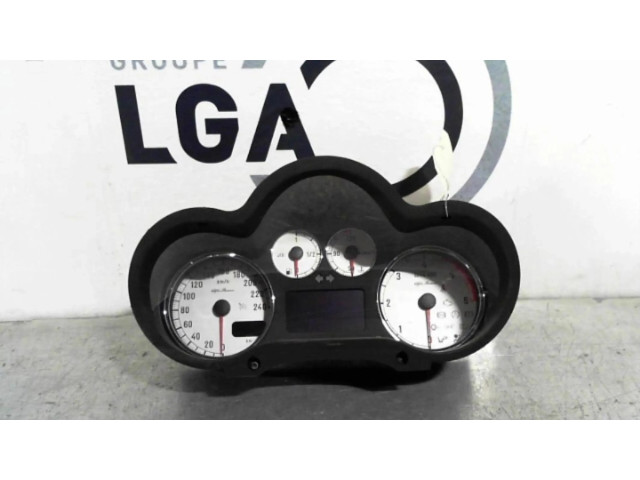 Панель приборов 156071292   Alfa Romeo GT       
