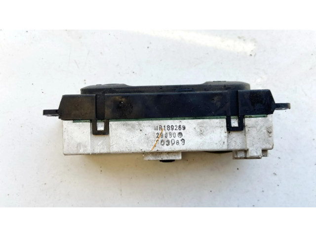 Дисплей    mr189269   Mitsubishi Colt