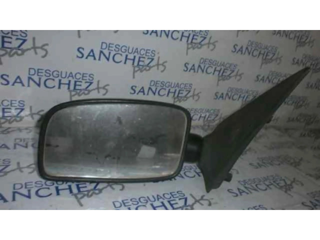 Zpětné zrcátko  levé Peugeot 106     