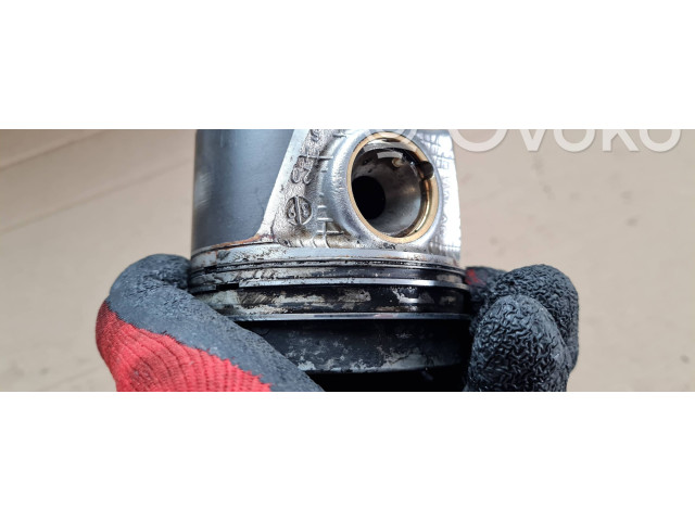 Píst 05L   Audi A6 S6 C8 4K    DTPA 
