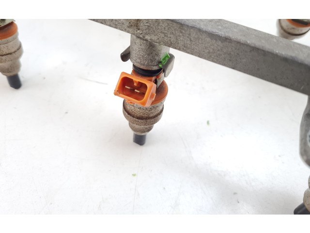 Комплект форсунок INP060, BDH182    Chrysler Stratus  6G73 