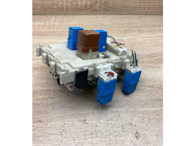 Блок предохранителей 243505M310, 0315041   Nissan Almera N16    