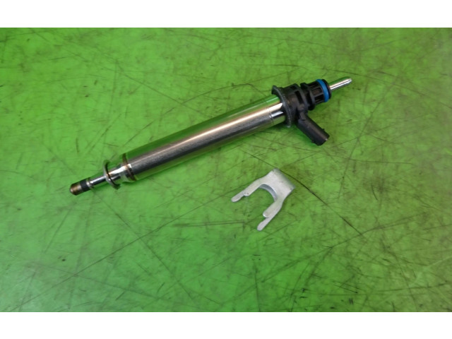 Vstřikovač A2560700187   Infiniti QX30  pro benzínový motor 2.0 270920 