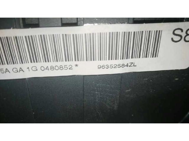 Подушка безопасности водителя 96352584ZL   Citroen Saxo