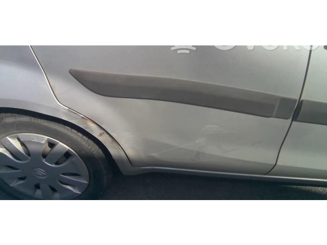 Ручка стеклоочистителей 3731062JA1   Suzuki Splash