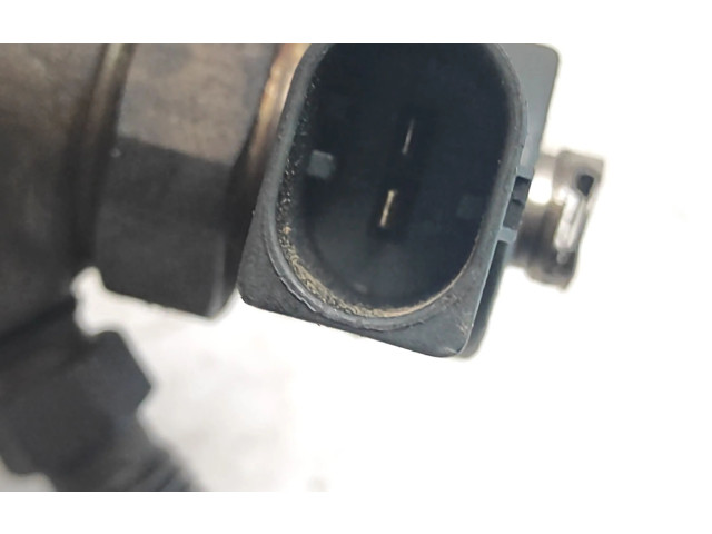 Форсунка 0445110114, 057130276H    Audi A8 S8 D2 4D   