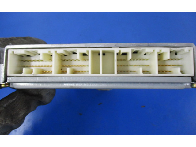Řídící jednotka 89666-02310, 89666-02310   Toyota Corolla E120 E130 2004