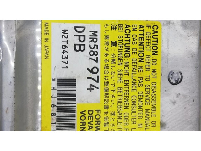 Блок подушек безопасности MR587974, W2T64371   Mitsubishi L200