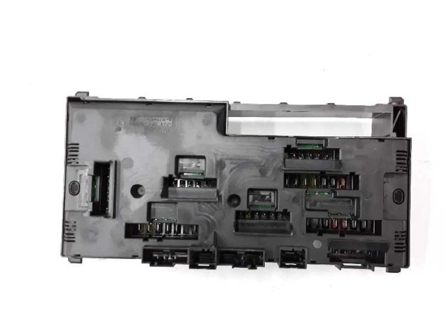 Блок предохранителей 61149210861   BMW 5 GT F07    