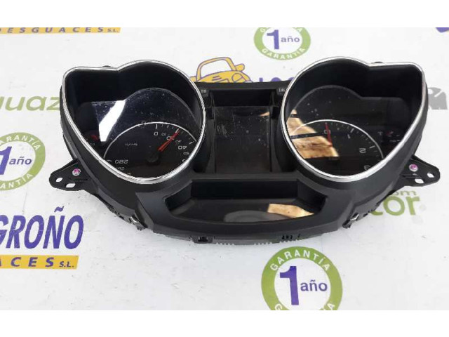 Přístrojová deska  Audi A5 8T 8F 2010 8T0920931C, 8T0920931C  