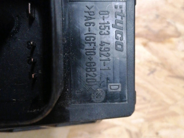   Pojistková skříňka A6461538491   Mercedes-Benz Vito Viano W639 2003