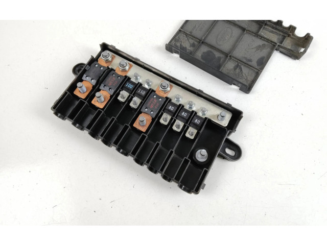 Блок предохранителей    Land Rover Range Rover Sport L494    