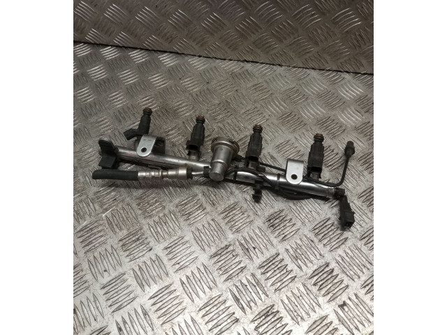 Vstřikovací lišta 04891337AB   Mini One - Cooper R50 - 53     