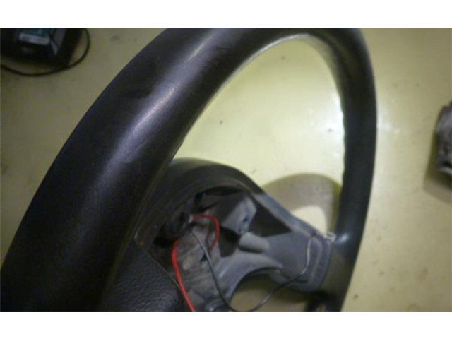Volant Nissan Vanette 1999   