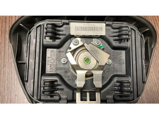 Руль Renault Trafic II (X83)  2002-2014 года 8200136331B, 91167639      