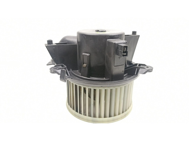 Вентилятор печки    46723714, 141730600   Fiat Punto Evo