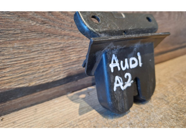 Zámek zadních dveří    Audi A2 2004