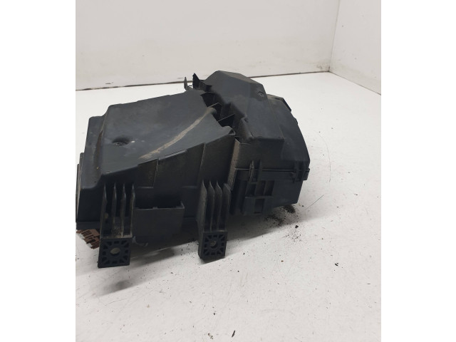   Pojistková skříňka 24383JD00A, 319136024   Nissan Qashqai 2011