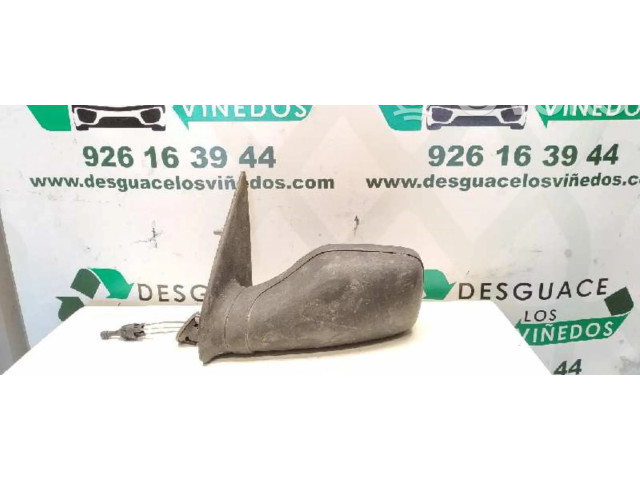 Zpětné zrcátko  levé Peugeot 106     