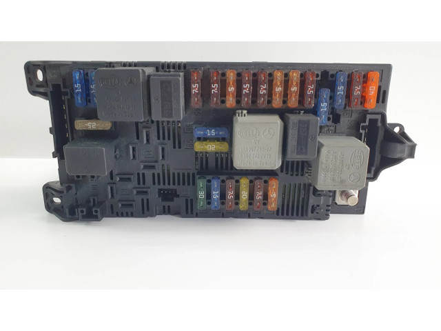 Блок предохранителей 2115453901   Mercedes-Benz E W211    