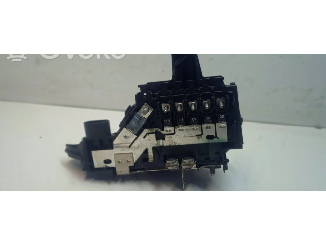   Pojistková skříňka A2135403839   Mercedes-Benz E W213 2016