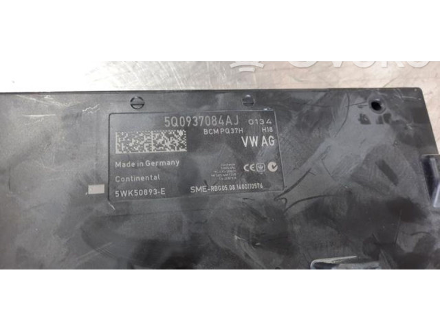 Блок комфорта 5Q0937084AJ   Audi A3 S3 8V   