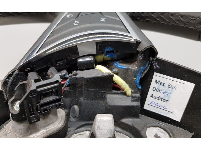 Volant Renault Megane IV 2021 484001444R  